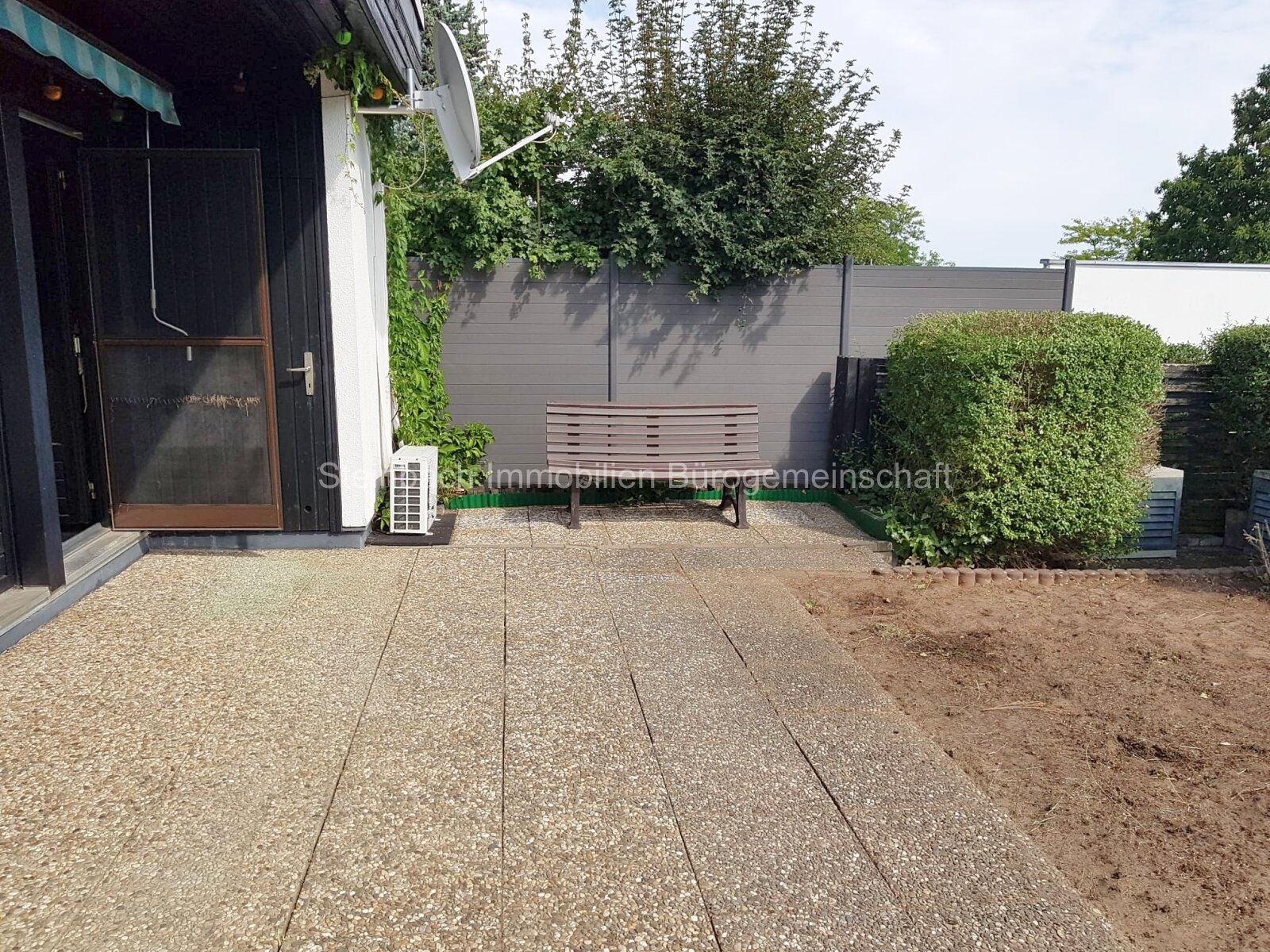 Helles Wohnparadies! Flachdach-Bungalow mit Sonnenterrasse in Mainz-Finthen