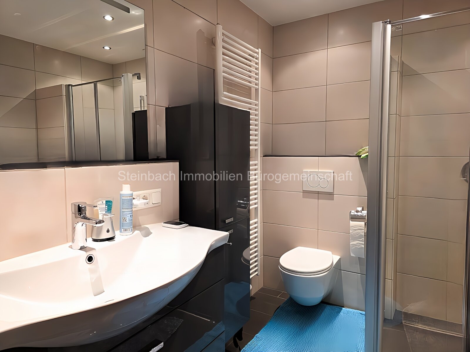 Helles Wohnparadies! Flachdach-Bungalow mit Sonnenterrasse in Mainz-Finthen