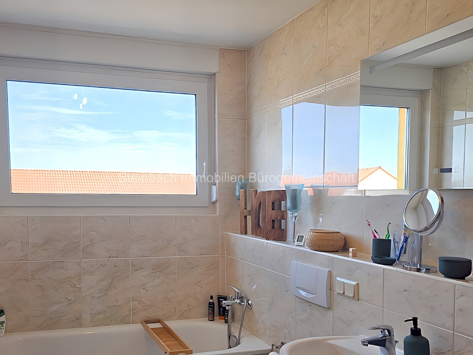 Maisonette mit Dachterrasse: Wohnen über den Dächern von Wörrstadt!!