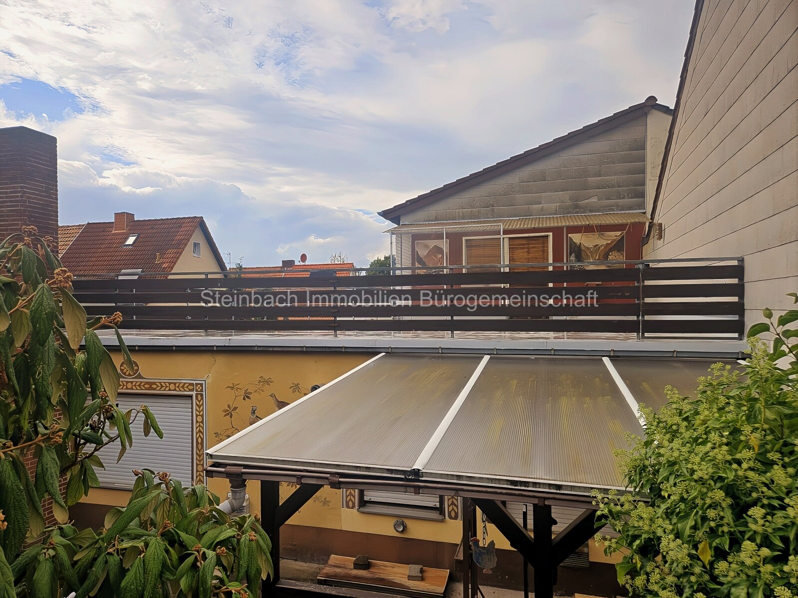 Dachterrasse Sicht vom Garten Dachterrasse Sicht vom Garten